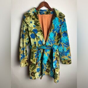 True Vintage 60s Tapestry Wrap Coat Womens Floral Retro Hippie Heritage M/L
